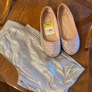 Silver leggings and ballerina shoes
